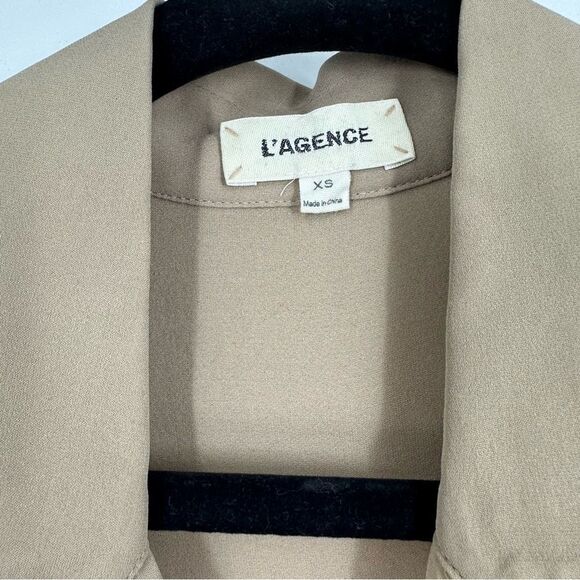 L’AGENCE Neutal Tan Chantarelle Silk Chiffon Longsleeve Faux Wrap Blouse Sz XS - Picture 5 of 10